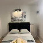 Apartmán Apartment's Coli Bakar