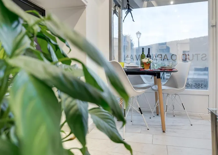 Lejlighed Apartment's Coli Bakar