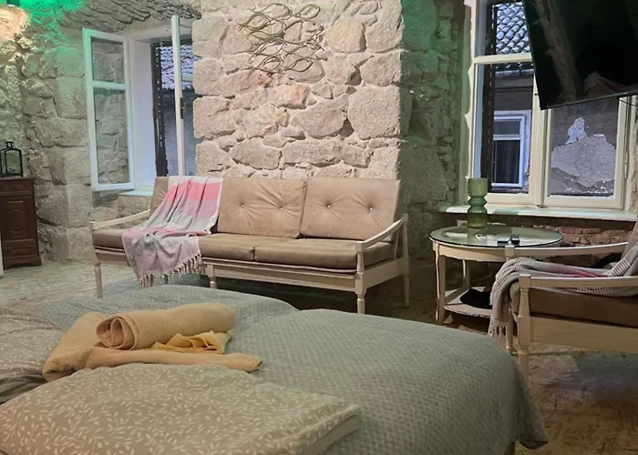 Apartment's Coli Bakar