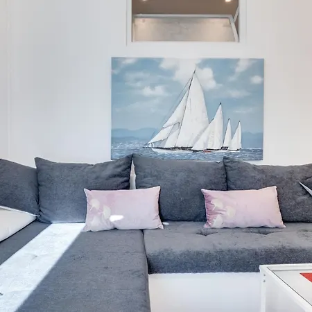 Apartment's Coli Bakar