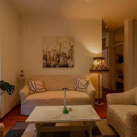 Apartment's Coli * Bakar